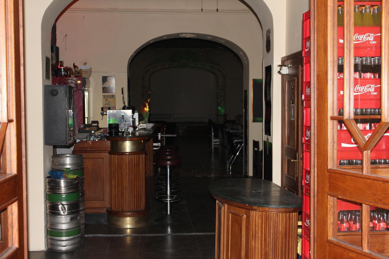 Hotel Youth Baroque Hall Prague